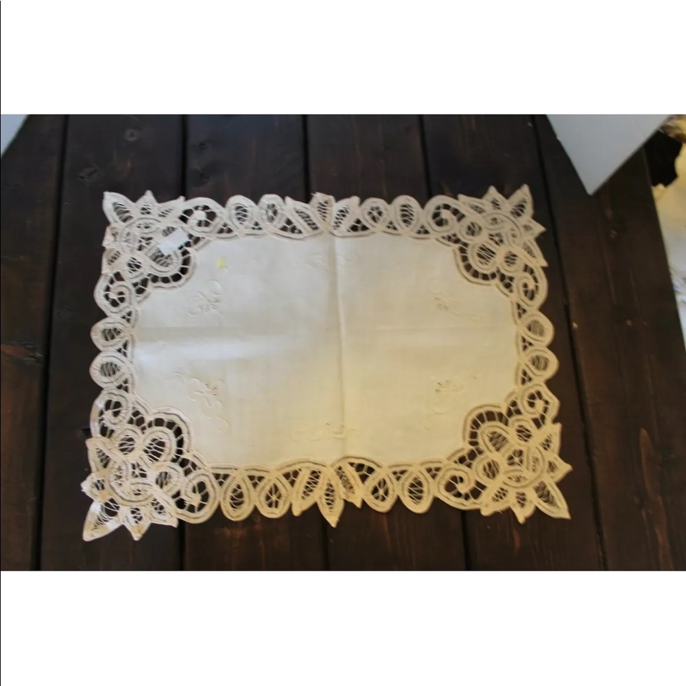 New Lot 4 Linen Placemat Table Clothe Dollies Embroidered Cream Handmade Floral